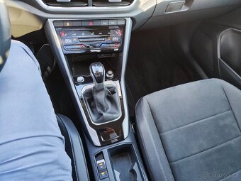 T-ROC Style 1.5 TSI 110 kW DSG, ČR,1.MAJITEL,Pův.lak, KAMERA - 14