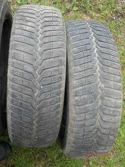 4xObutou zimní sadu na OPEL CORSA D Rok 2010  185/65 R15 - 14