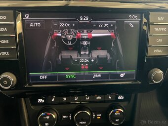 Škoda Superb kombi 2.0TSI 4x4 DSG 206kw KAMERA TAŽNÉ - 14