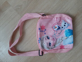 Samolepky na zeď, domeček pro panenky, puzzle, auta... - 14