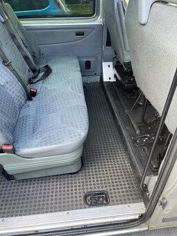 Pronájem Ford Transit minibus 8+1 míst - 14