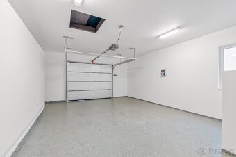 Prodej prostorného bytu 3+1 v Ostravici s pozemkem 950 m2 - 14