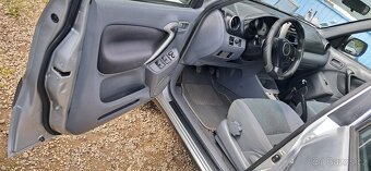 Rav 4 2.0 benzin 110 kw 4x4 bez korozie z Francuzska - 14
