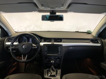 ŠKODA SUPERB COMBI 2.0TDI DSG - 14