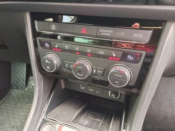 Seat Ateca Xcellence 2.0TDI 110kW 4x4 DSG Webasto LED ACC Qi - 14