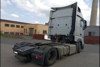 Mercedes Benz Actros 1845 - 14