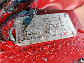 Kolový otočný bagr VOLVO EW 160 E - 14