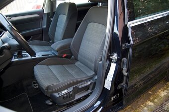 Volkswagen Passat Variant Business 2.0TDI 2021 149000 Manuál - 14