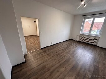 Pronájem prostorného bytu 3+1 Lovosice, ulice Terezínská - 14
