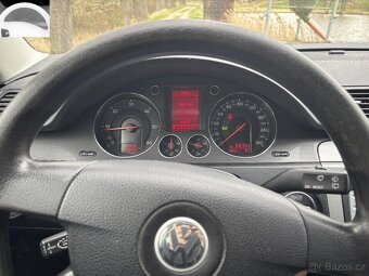 Volkswagen Passat Variant  B6 2.0 TDI DSG 103kw BMP - 14
