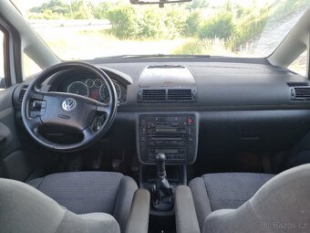 W Sharan 1.9 TDI 96kW (bez DPF), 7míst, servisní historie - 14