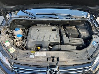 Volkswagen touran 1.6tdi, ČR ,SERV,NEHAVAROVÁNO. - 14