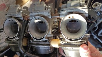 Triumph Thunderbird 900 - 14