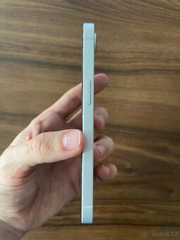 iPhone 16e (128gb, baterie 100%) - 14