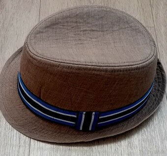 Balík oblečení chlapec velikost 110-116 + boty velikost 28 - 14