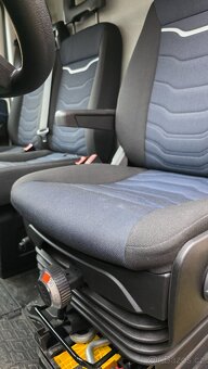 Prodám Iveco Daily 132kw automat 49.800km - 14
