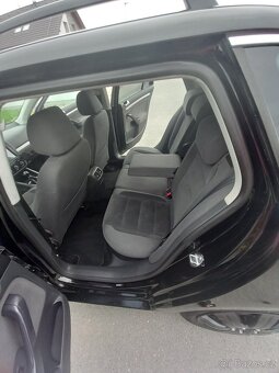 VW..Golf Variant  1.9TDI 77Kw Rok.výroby 2009 Hagusy - 14