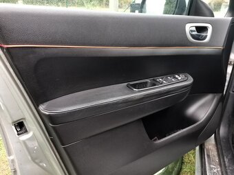 Peugeot 307 kožené sedačky - 14