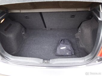 Toyota Auris 2,0 D-4D - výborný stav - 14