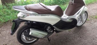 Piaggio Beverly 300 - 14