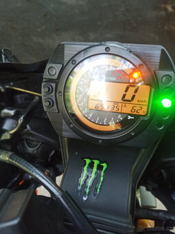 Kawasaki ZX-10R Ninja R.V.2004 - 14