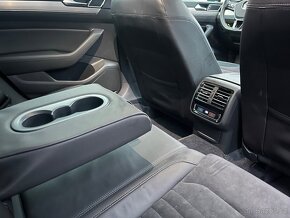 Volkswagen Passat Variant 1.4TSi 110kw HIGHLINE - 14