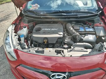 Hyundai i30 1.6 CRDi STK 2/2027 - 14