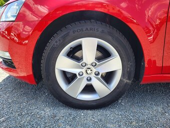 ŠKODA Octavia III FL sedan 1.6 TDi 85kW AMBITION+ ČR 1.majit - 14