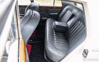 Rolls-Royce Silver Shadow - 14