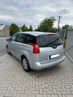 PEUGEOT 5008 1.6HDi 7 MÍST AUTOMAT - 14