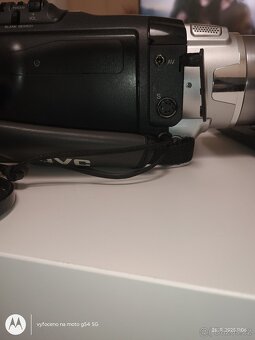 Videokamera JVC mini DV - 14