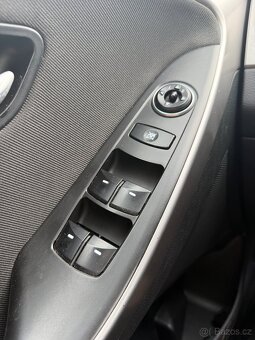 Hyundai i30 combi 1.6TDi 2017 - 14