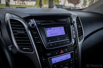 Hyundai i30 CW 1.4i MPI 16V DOHC Classic - 14