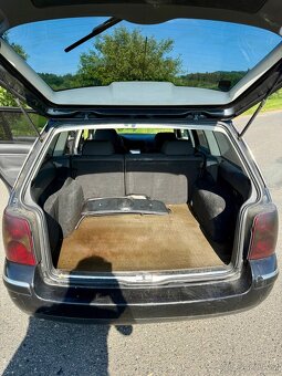 VW Passat 1.9TDI 96kW Highline (TOP výbava, po servisu) - 14