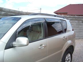 Rexton nový Koberec kufru, Loketka, Ofuky oken, Roleta kufru - 14