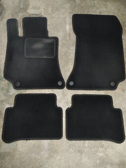 Prodám Mercedes-Benz E350 4matic 170kW - 14