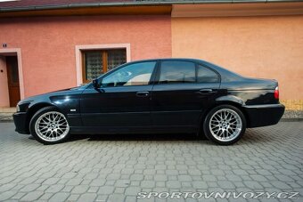 BMW 530iA - 14