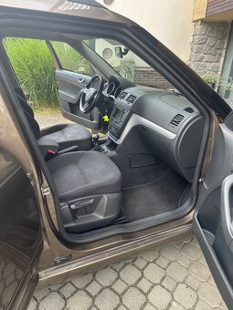 ŠKODA YETI 2.0 TDI 103 kW 4x4 2014 KLIMA ALU KOLA 132 000 KM - 14