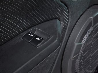 Ford Mustang, GT 4.6 224 kW V8 - 14