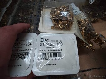 Dudinky, očka na vodiče - 14