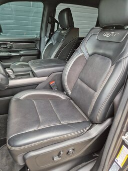 DODGE RAM 1500 5,7 HEMI 2022 GT 46 000 km - 14