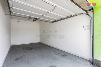 Pronájem skladu, 1072 m², Hradec Králové, ul. Stavební - 14