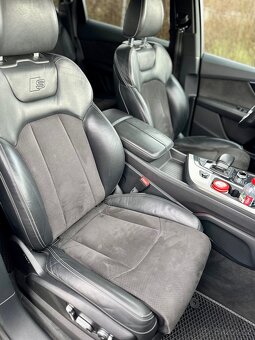Audi Q7 S-Line - 14