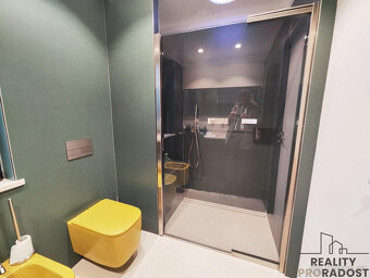 Prodej bytu 5+kk 274 m² Città Sant'Angelo, Itálie - 14