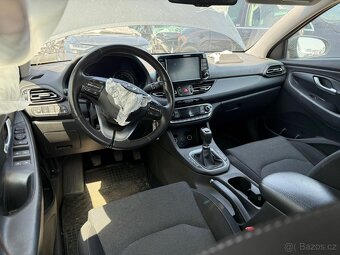 Hyundai I30 Fastback 1.5i 118kw. 2021 48V. Motlr start - 14