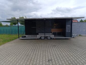 Výstavní skříňový přívěs. - 14