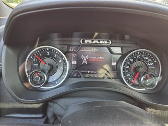 DODGE RAM 5.7 HEMI E-TORQUE FULL OPCJA PANORAMA FULL LED - 14