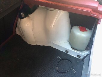 GOLG Mk 1 benzín 1,6  automat - 14