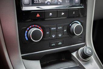 Chevrolet Captiva - 14