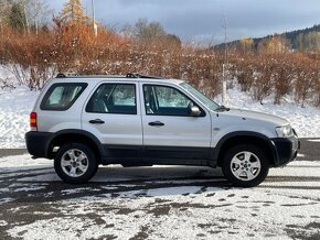 Ford Maverick 2.3 XLT 4x4, tažné, výhřev... - 14